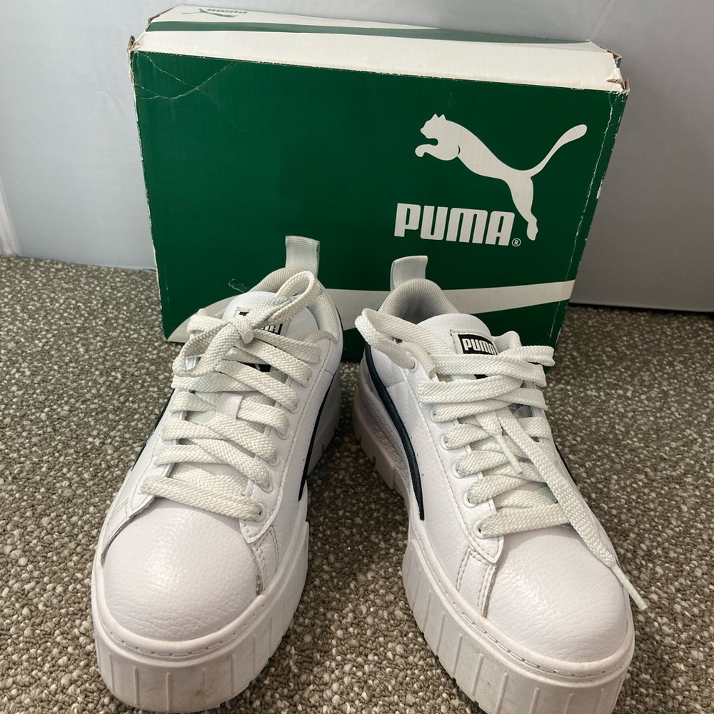 Puma Mayze  White and Black Sneakers bold platform, Elevate your style.